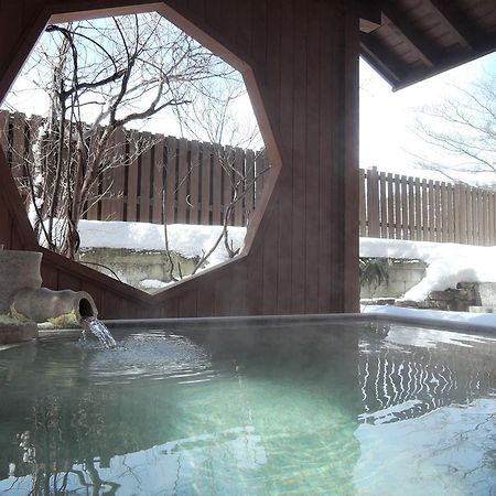 Kusatsu Onsen Hotel Village Extérieur photo