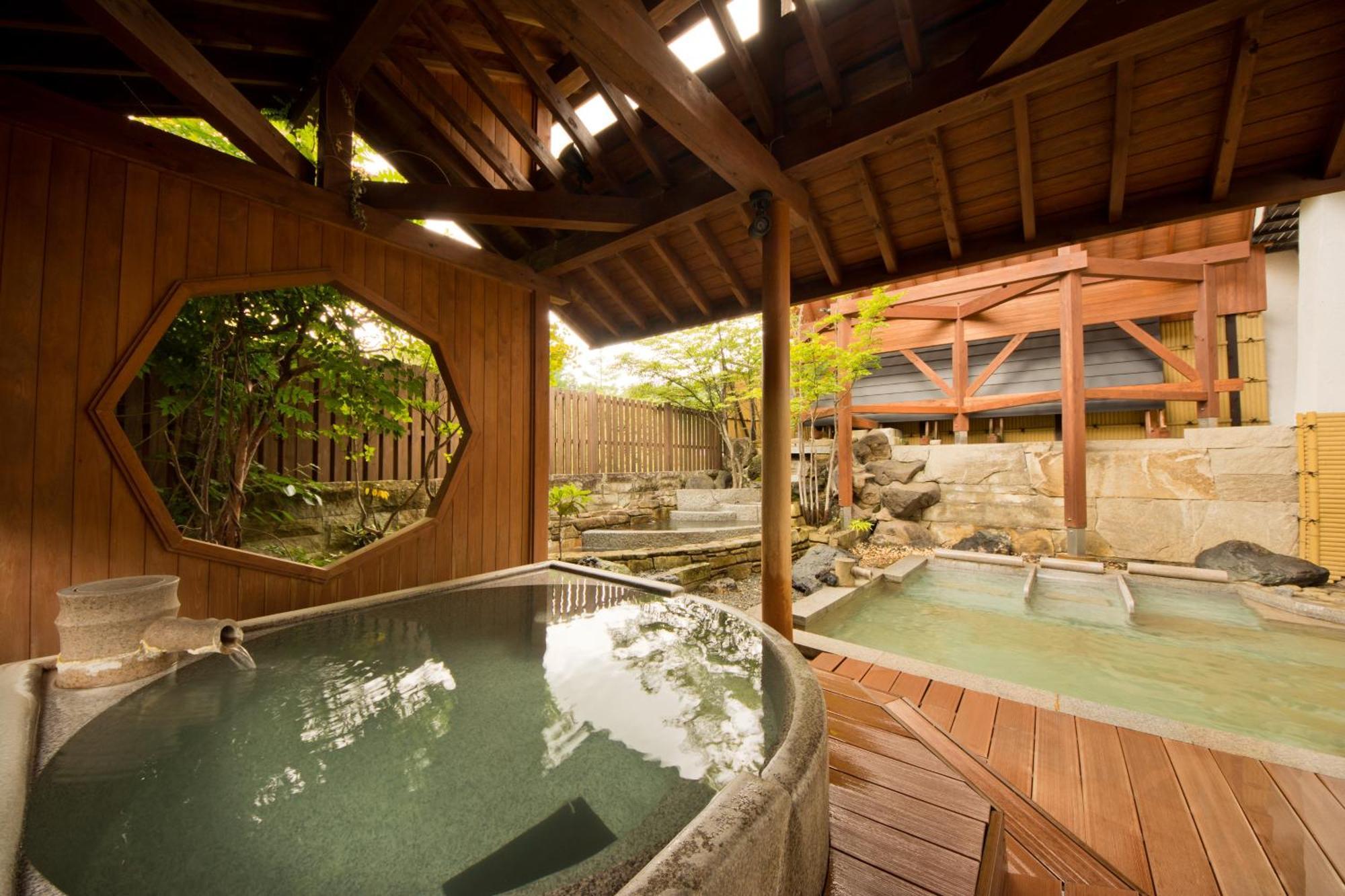 Kusatsu Onsen Hotel Village Extérieur photo