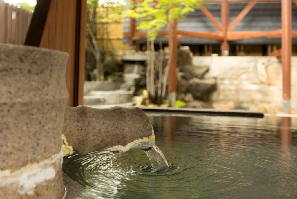 Kusatsu Onsen Hotel Village Extérieur photo