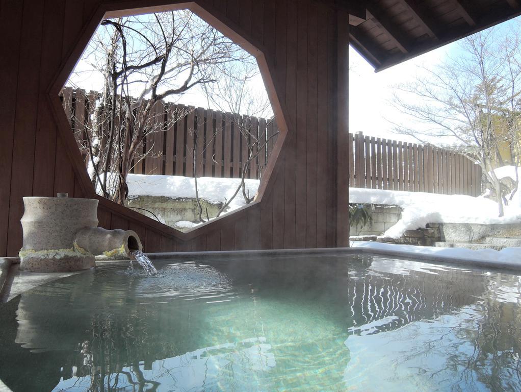 Kusatsu Onsen Hotel Village Extérieur photo